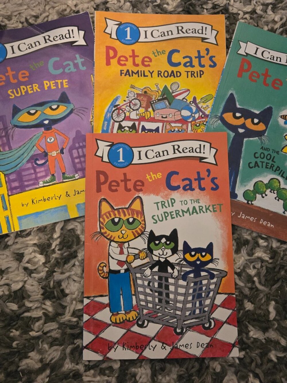 Pete the Cat I Can Read! Level 1 Book Bundle | Set of 4 | Multicolor